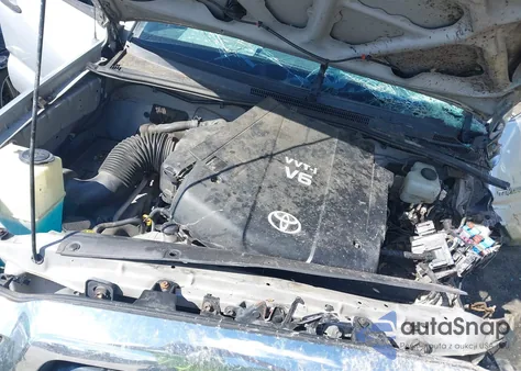 2008 Toyota Tacoma Base V6 z USA, uszkodzony, nr VIN 5TEMU52N48Z522976